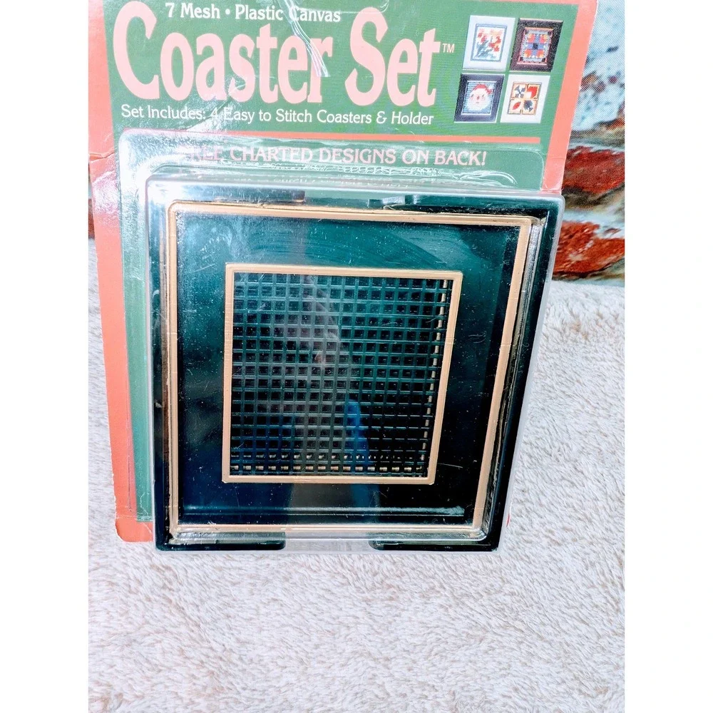 Vtg 1988 Needleform Plastic Canvas Coaster Set Kit DARK GREEN 7 Mesh C-4 USA